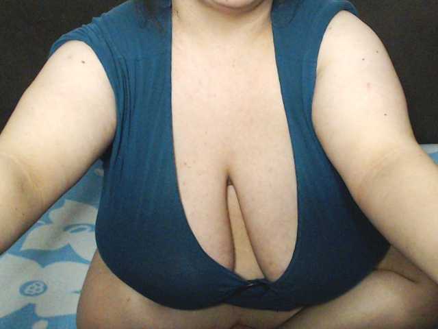 Fotoğraflar hotbbwboobs Hi guys. I'm new here. Make me happy #40 flash boobs #50 oil lotion on boobs #60 flash ass #80 flash pussy #100 Snapchat #150 naked #170 finger pussy #200 Dildo in pussy