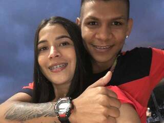 Erotik görüntülü sohbet Hotcouple-25