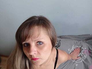 Erotik görüntülü sohbet Hotiren