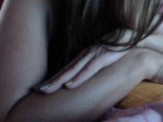 Erotik görüntülü sohbet hotkristy