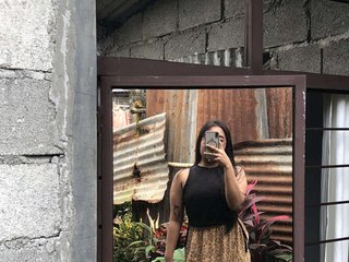 Erotik görüntülü sohbet HotLexie