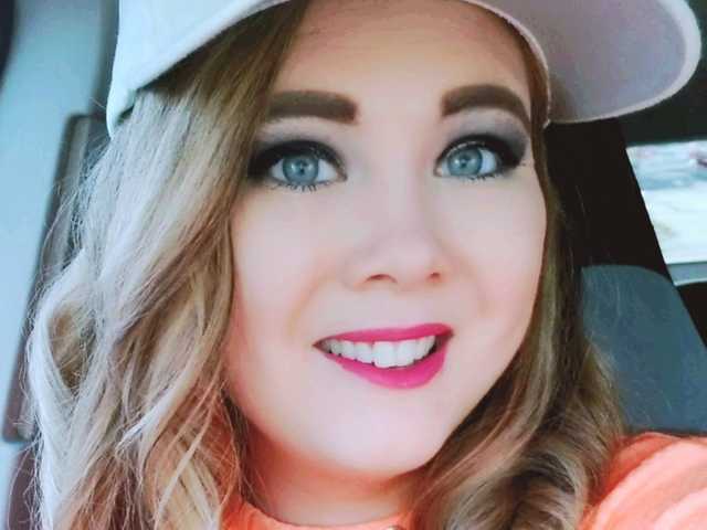 Profilin fotoğrafı Hotmomma2b