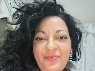 Erotik görüntülü sohbet HottSerena