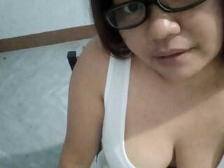 Erotik görüntülü sohbet hotYASSI4U