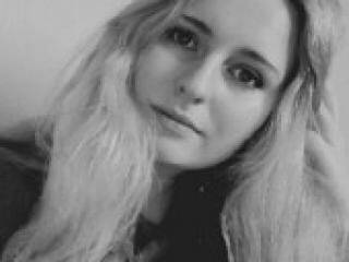 Erotik görüntülü sohbet iamlouise