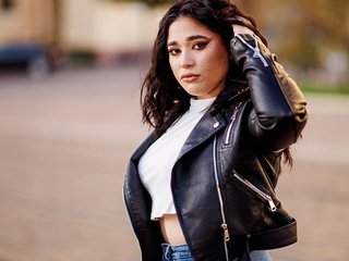 Erotik görüntülü sohbet Iasima