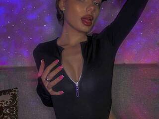 Erotik görüntülü sohbet ilsiyara