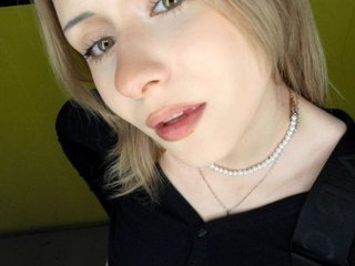 Erotik görüntülü sohbet ImYourDolly