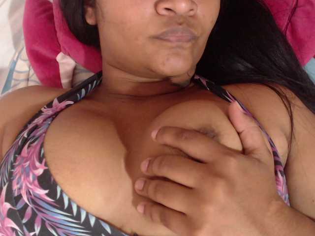 Fotoğraflar indian-slutty I got a thirsty pussy and I need a huge cum inside me to fill her up! CONTROL LOVENSE TOY FOR 5 MINS just 180 tks