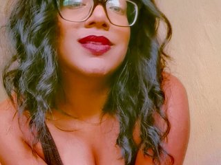 Erotik görüntülü sohbet IndianBeaut