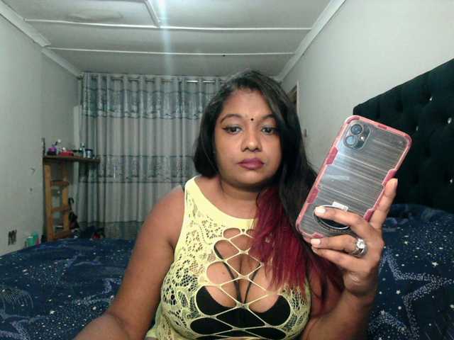 Yayın ekran görüntüleri Indianmayaxoxo