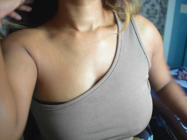 Fotoğraflar indianpriya 500 tokens for pvt and c2c | deep fingering | squirt show in private |55 tk , 77 tk help me squirt on ultra high #asian #indian