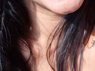 Erotik görüntülü sohbet Indiasuh