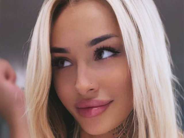 Profilin fotoğrafı InkedBlondeLust
