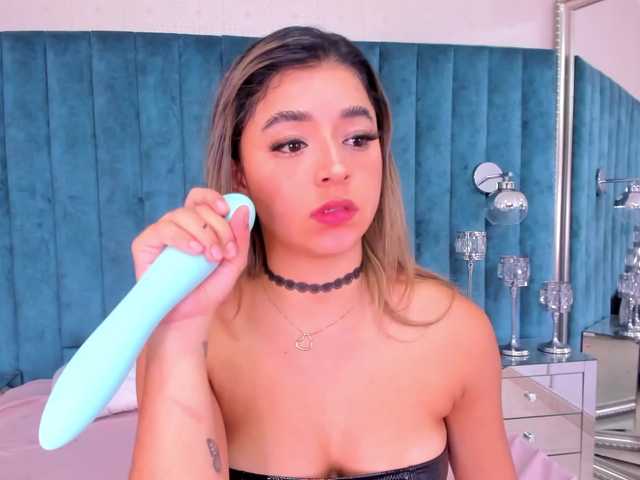 Fotoğraflar IreneGreenn ❤️ squirt ❤️ [300 tokens left] cute young latina needs a punishment. Let's get dirty! I'm your babygirl ❤️❤️!!! #cute #spit #hairy #ahegao #anal