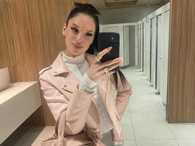 Profilin fotoğrafı IrisMonn