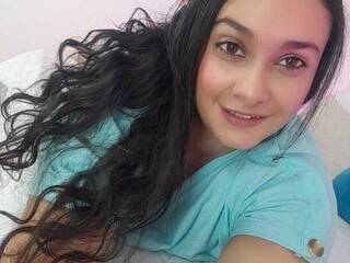 Erotik görüntülü sohbet Isa-Baker