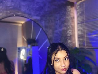 Erotik görüntülü sohbet Isabellaa-03