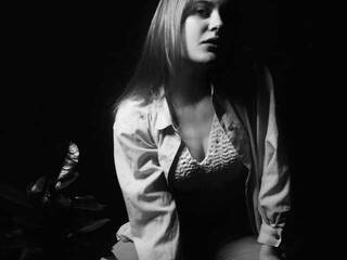 Erotik görüntülü sohbet IsabellaPaul