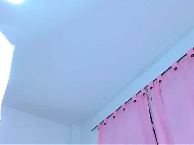 Yayın ekran görüntüleri IsaPetite1