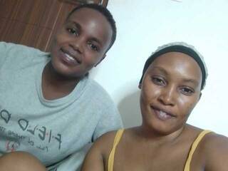 Erotik görüntülü sohbet Ishaandhappy2