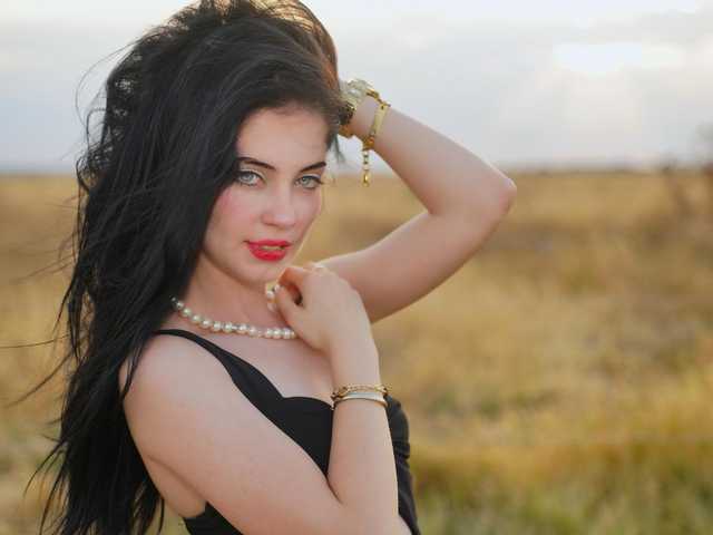 Profilin fotoğrafı IsisQueenXXX