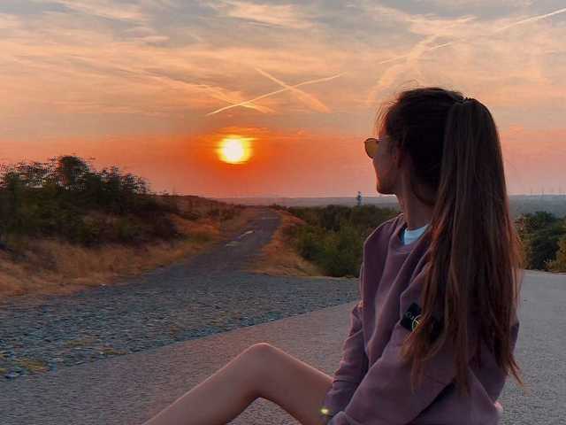 Profilin fotoğrafı NeoRetroDama