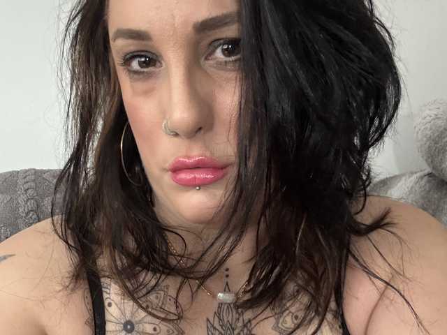 Profilin fotoğrafı Ivyivybelle84