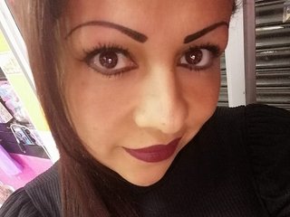 Erotik görüntülü sohbet IxisSweet