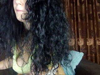 Erotik görüntülü sohbet JadeLure