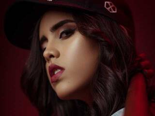 Erotik görüntülü sohbet JadeWest