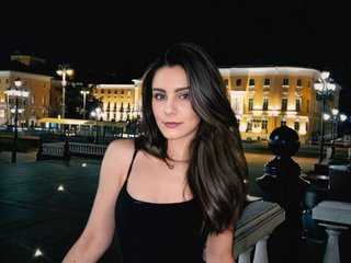 Erotik görüntülü sohbet Secret_Smile