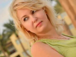 Erotik görüntülü sohbet jelouseruby