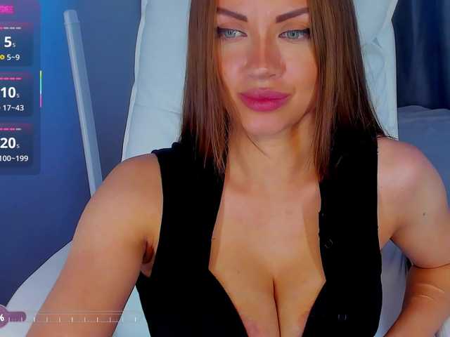 Yayın ekran görüntüleri _JenniferBomb