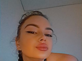 Erotik görüntülü sohbet JewelJugz