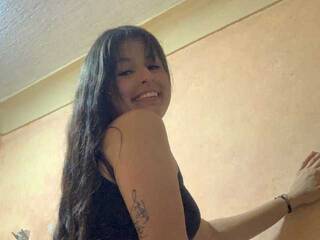 Erotik görüntülü sohbet Joyce-Rosse