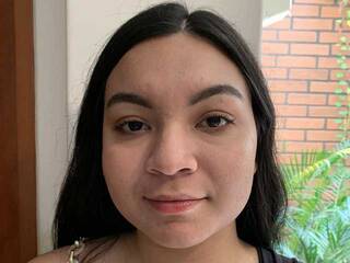 Erotik görüntülü sohbet Juicy-Jade