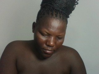 Erotik görüntülü sohbet JuicyBlacktits