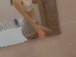 Erotik görüntülü sohbet juliebundyofficial