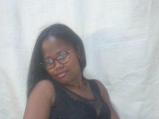 Erotik görüntülü sohbet Juliennah