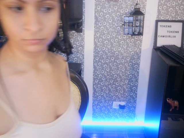 Fotoğraflar julieta-wet HI I'M JULIETA WELCOME TO MY ROOM, I'M NEW HERE BE NICE AND DON'T BE SHY SAY HI ..... 333 - 328 SQUIRT SHOW ;)