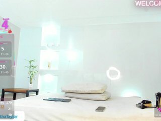 Erotik görüntülü sohbet JuliethaTaylor