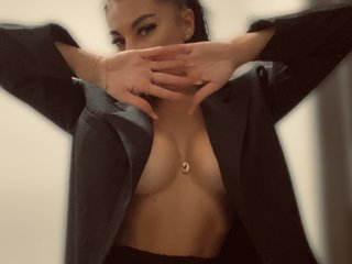 Erotik görüntülü sohbet JulieWerb