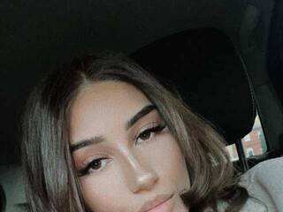 Erotik görüntülü sohbet Just-Kim