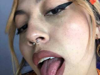 Erotik görüntülü sohbet Kaia-tay