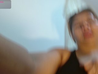 Erotik görüntülü sohbet KaillyPariss