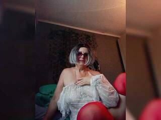 Erotik görüntülü sohbet Kamilan-1