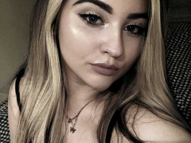 Profilin fotoğrafı Kamilla-assss