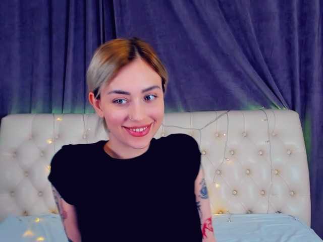 Yayın ekran görüntüleri KaprinaGirrs