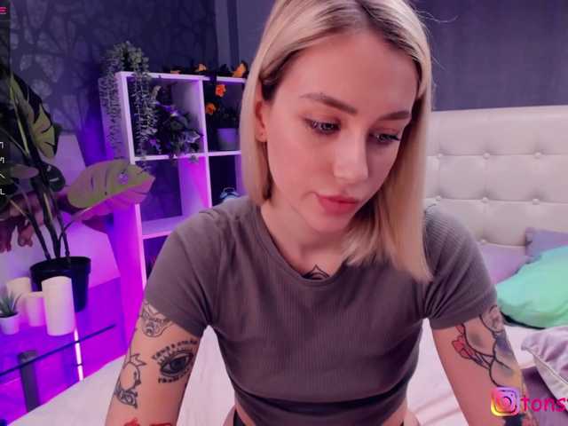 Yayın ekran görüntüleri KaprinaGirrs